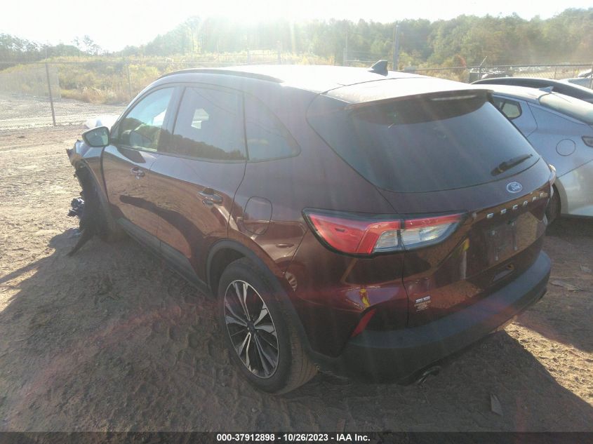 2021 FORD ESCAPE SE - 1FMCU0G63MUA31751