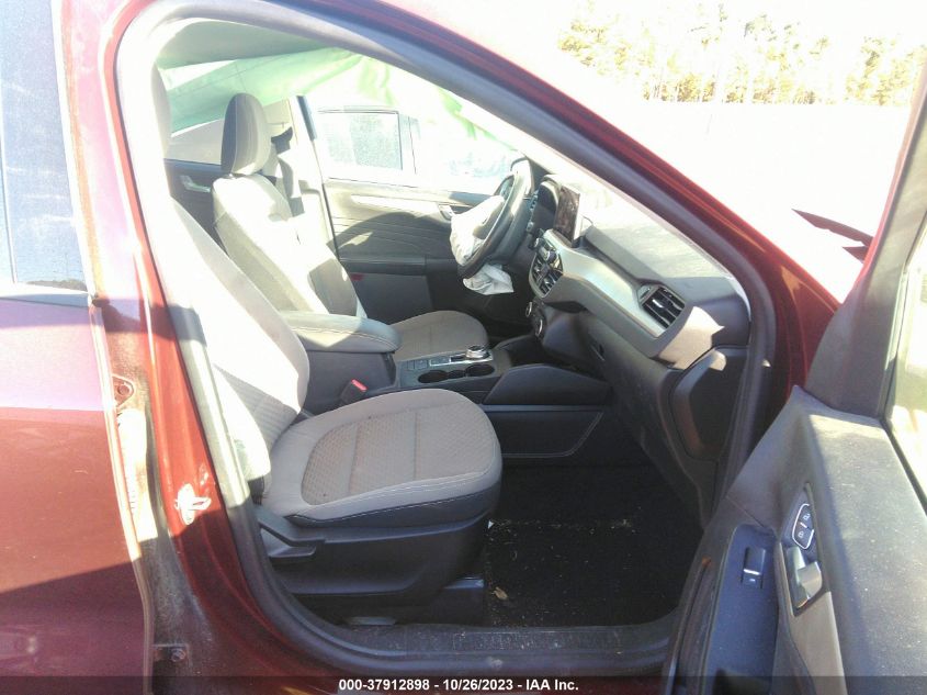 2021 FORD ESCAPE SE - 1FMCU0G63MUA31751