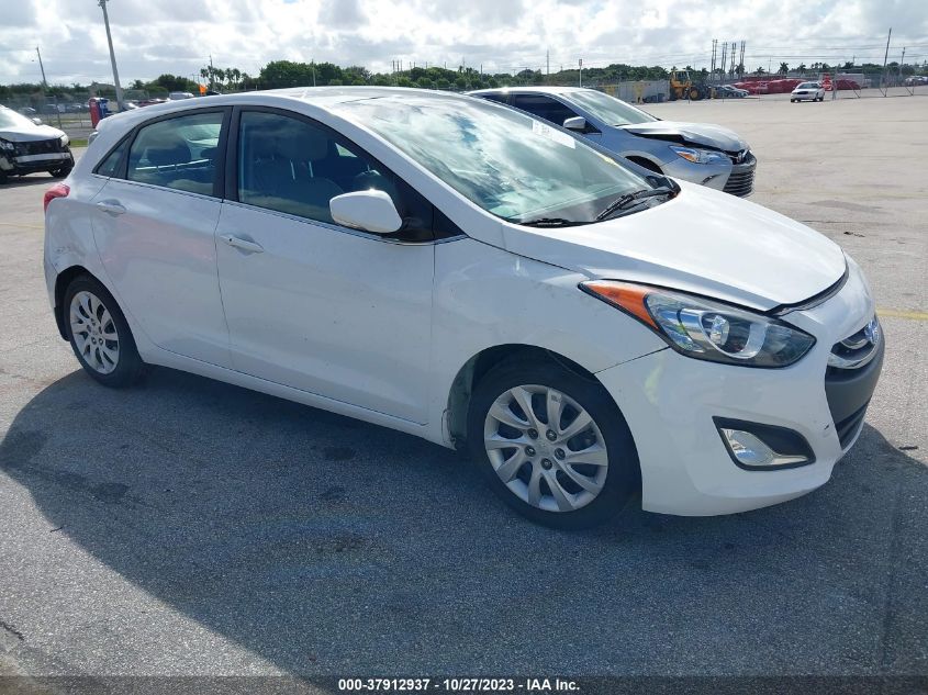 2013 HYUNDAI ELANTRA GT - KMHD35LE2DU092414