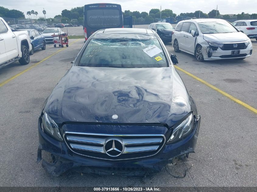 2017 MERCEDES-BENZ E 300 WDDZF4JB2HA052187