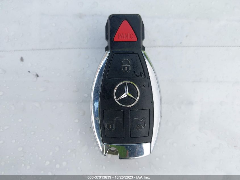 2013 MERCEDES-BENZ C-CLASS C 300 - WDDGF8AB4DG134637