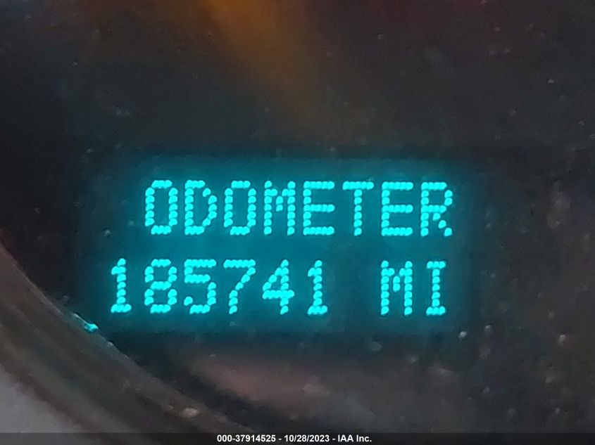 2013 CHEVROLET SUBURBAN 1500 LT 1GNSCJE02DR186308