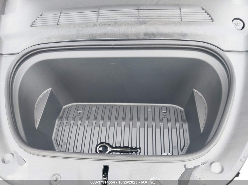 VIN 7SAYGDEEXPF697332 2023 TESLA MODEL Y