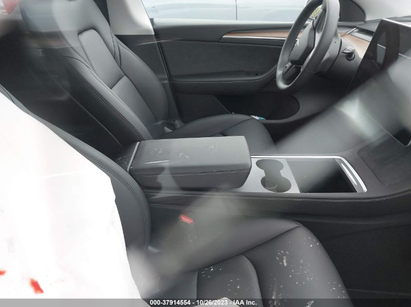 VIN 7SAYGDEEXPF697332 2023 TESLA MODEL Y