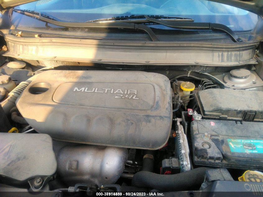 2015 JEEP CHEROKEE LATITUDE - 1C4PJLCB5FW643668