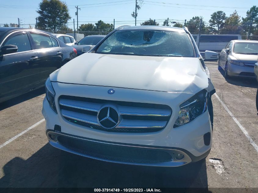 2015 MERCEDES-BENZ GLA 250 WDCTG4GB6FJ124729