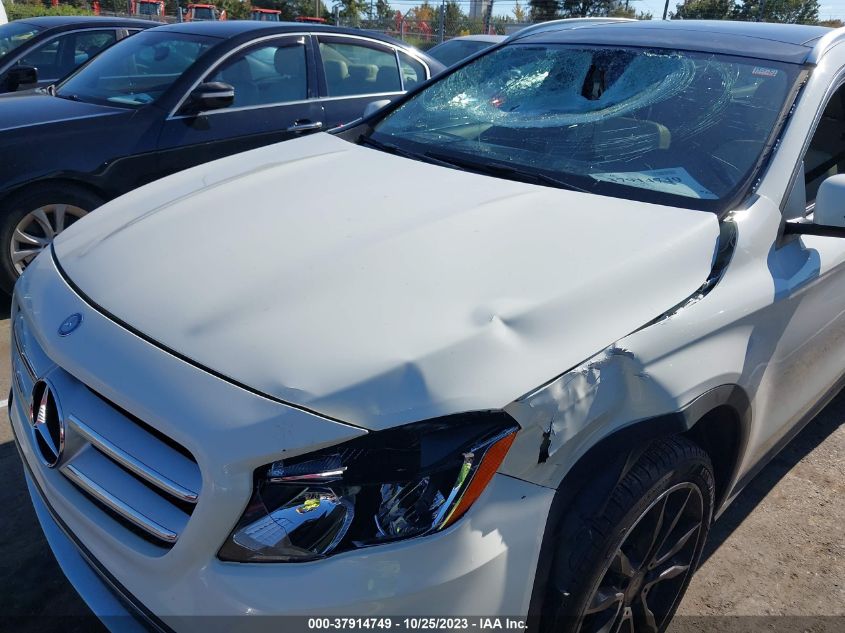 2015 MERCEDES-BENZ GLA 250 WDCTG4GB6FJ124729