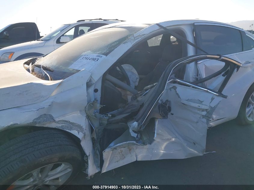 2018 CHEVROLET MALIBU LT - 1G1ZD5ST6JF180754