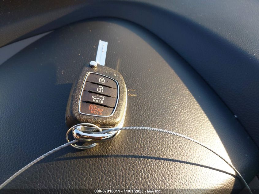 2018 HYUNDAI SANTA FE SE - KM8SM4HF3JU259553