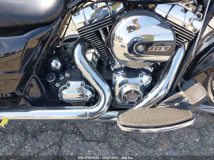 2016 HARLEY-DAVIDSON FLHR ROAD KING 1HD1FBM33GB619692