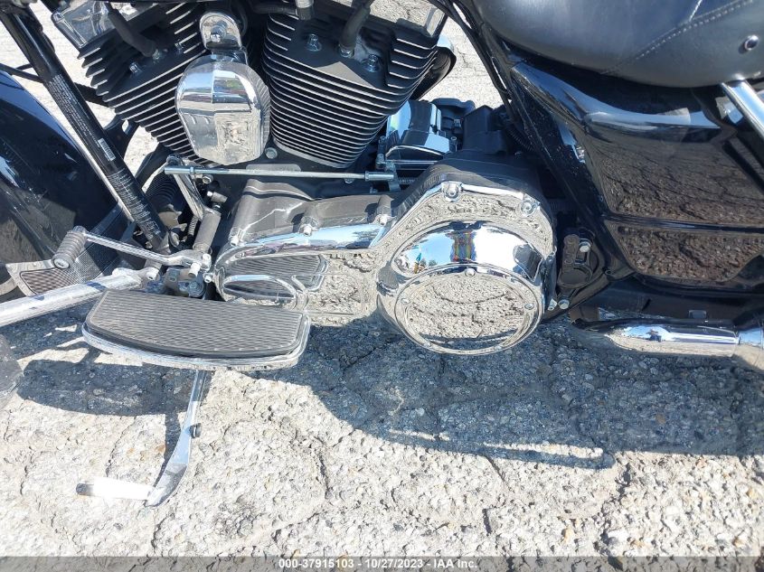 2016 HARLEY-DAVIDSON FLHR ROAD KING 1HD1FBM33GB619692