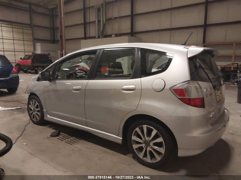 2013 HONDA FIT SPORT - JHMGE8H55DC011013
