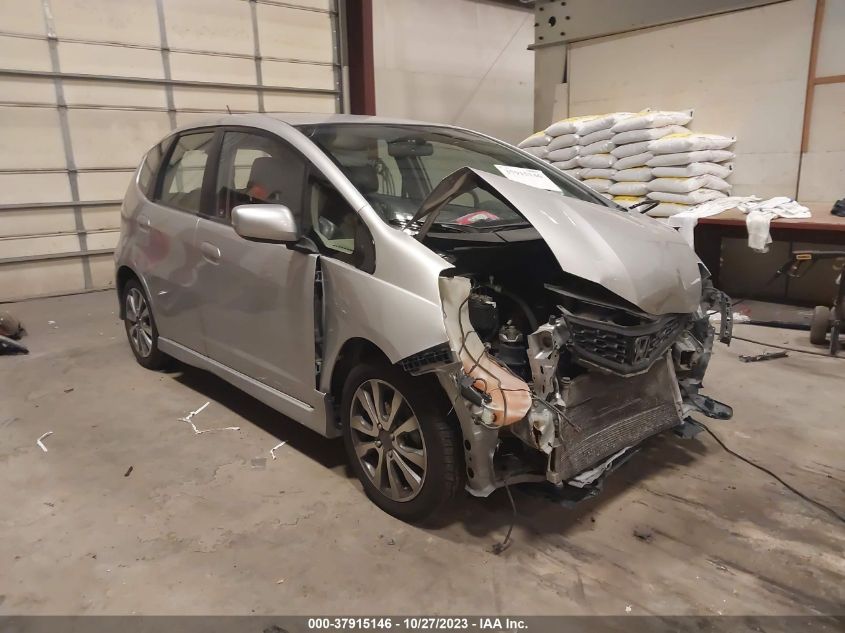 2013 HONDA FIT SPORT - JHMGE8H55DC011013