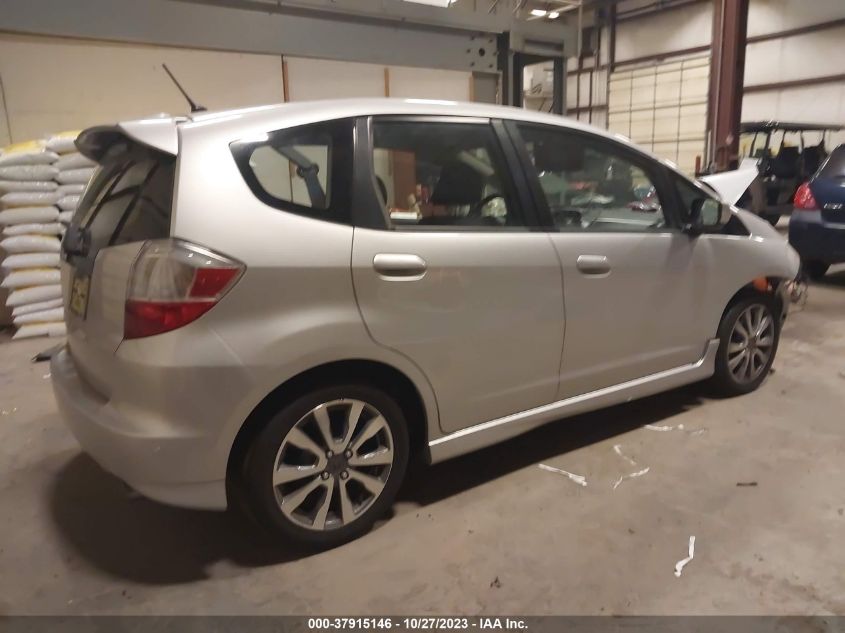 2013 HONDA FIT SPORT - JHMGE8H55DC011013