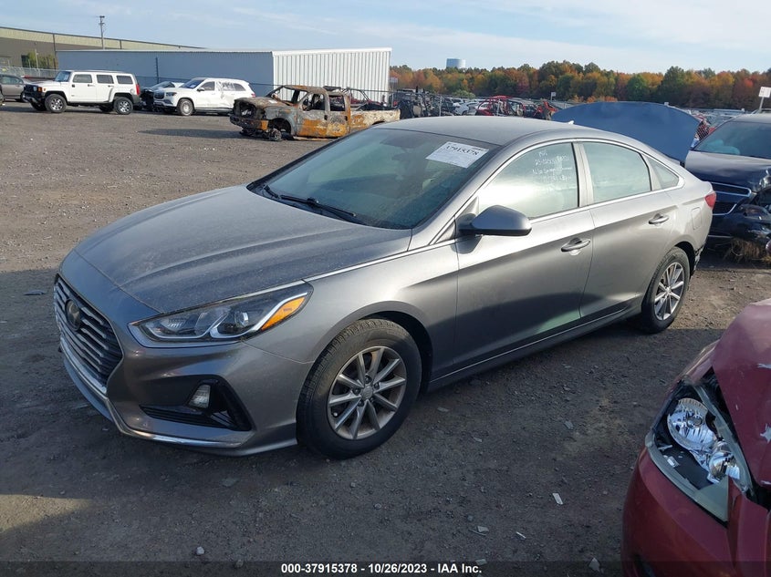 VIN 5NPE24AFXJH677409 2018 HYUNDAI SONATA SE