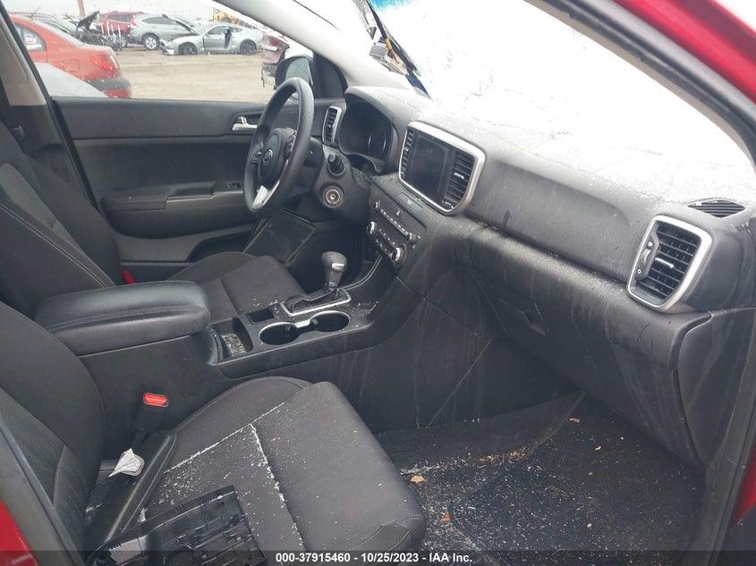 VIN KNDPM3AC8L7668802 2020 KIA SPORTAGE LX