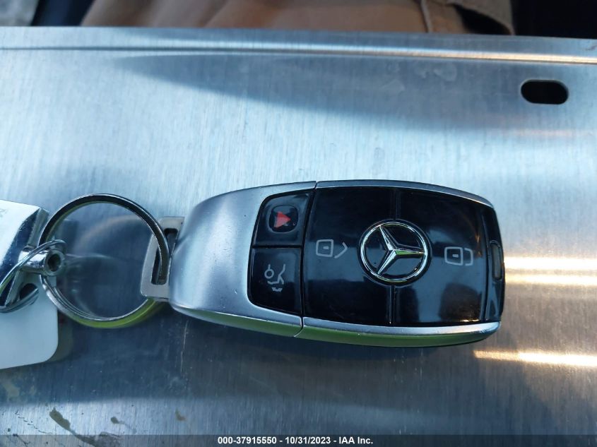 2018 MERCEDES-BENZ E 300 WDDZF4JB0JA472018