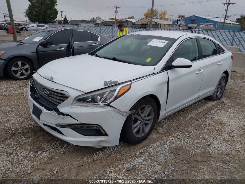 2015 HYUNDAI SONATA 2.4L SE - 5NPE24AF4FH208341