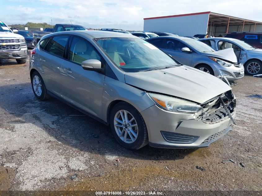 2015 FORD FOCUS SE - 1FADP3K27FL269610