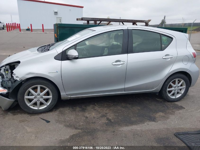 2013 TOYOTA PRIUS C - JTDKDTB32D1038111