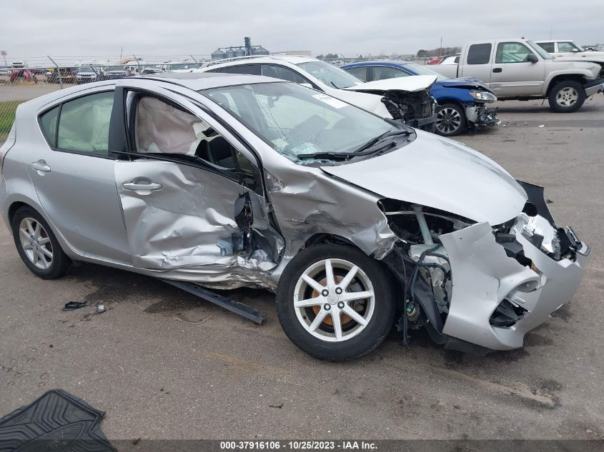 2013 TOYOTA PRIUS C - JTDKDTB32D1038111