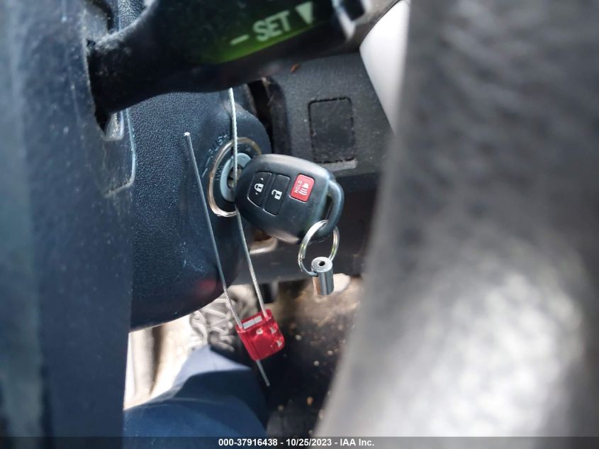 2013 TOYOTA RAV4 XLE - JTMWFREV5DD024729