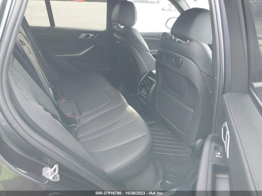 5UXCR6C57KLL53624 2019 BMW X5, photo no. 8