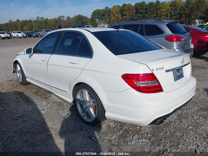 2014 MERCEDES-BENZ C 250 WDDGF4HB5EG223682