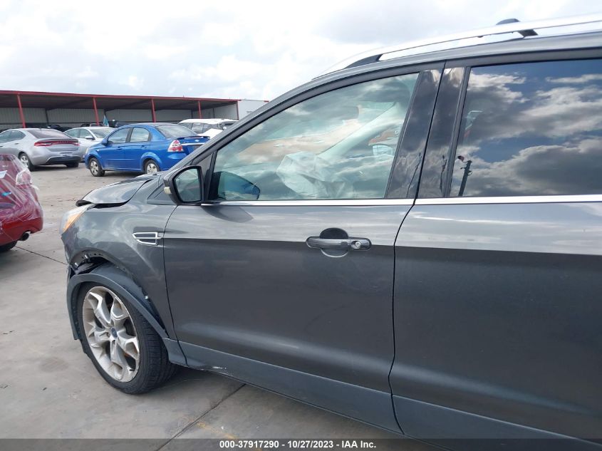 2016 FORD ESCAPE TITANIUM - 1FMCU9J99GUA12231