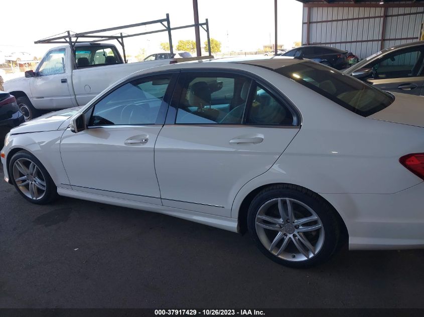 2013 MERCEDES-BENZ C 250 SPORT/LUXURY - WDDGF4HB4DA769374