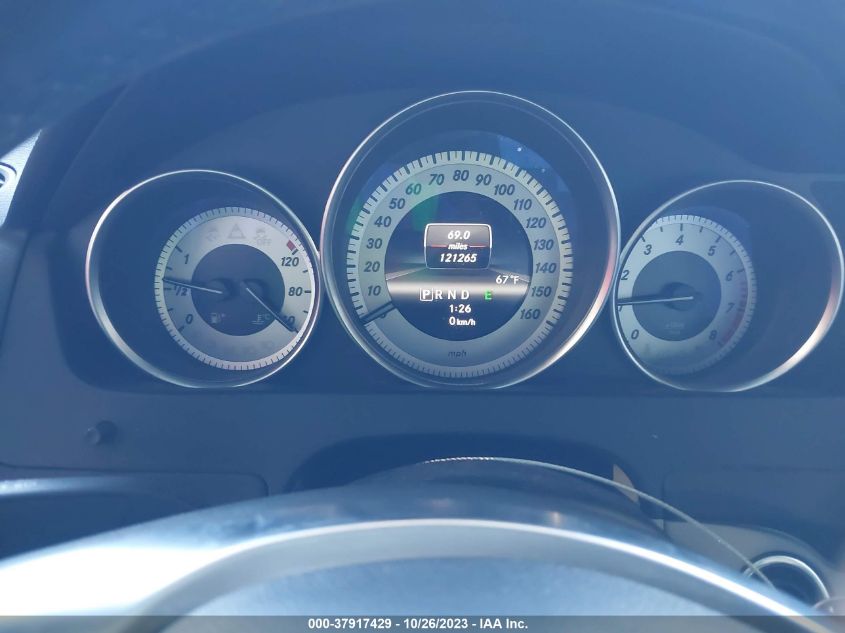 2013 MERCEDES-BENZ C 250 SPORT/LUXURY - WDDGF4HB4DA769374