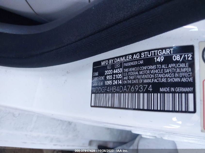 2013 MERCEDES-BENZ C 250 SPORT/LUXURY - WDDGF4HB4DA769374