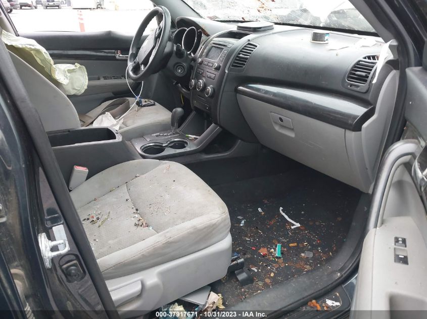 2013 KIA SORENTO LX - 5XYKTDA24DG346866