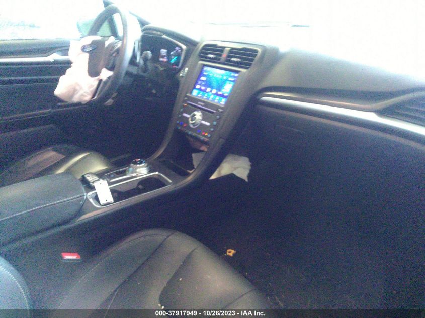 2020 FORD FUSION TITANIUM - 3FA6P0K96LR181584