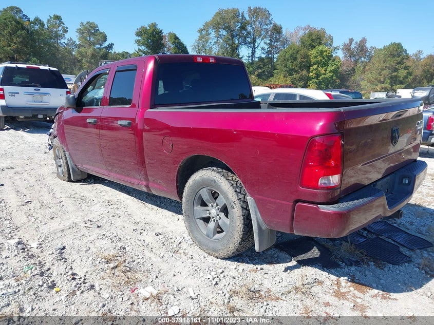 VIN 1C6RR6FG7HS847111 2017 RAM 1500 EXPRESS  4X2 6\4" BOX