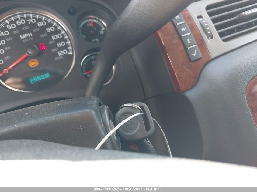 2013 CHEVROLET SUBURBAN 1500 LT 1GNSKJE73DR151678