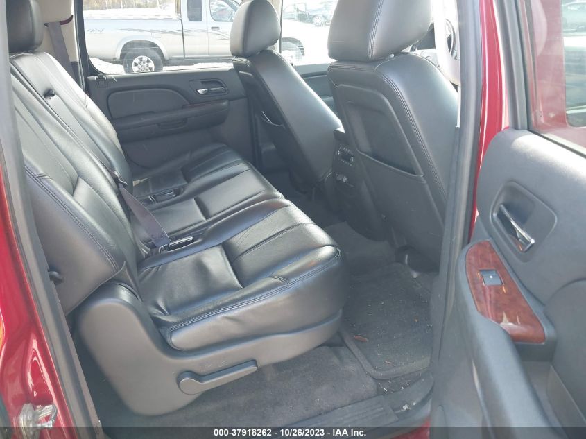 2013 CHEVROLET SUBURBAN 1500 LT 1GNSKJE73DR151678