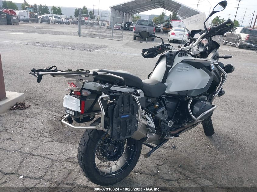 2015 BMW R1200 GS ADVENTURE WB10A1205FZ096810