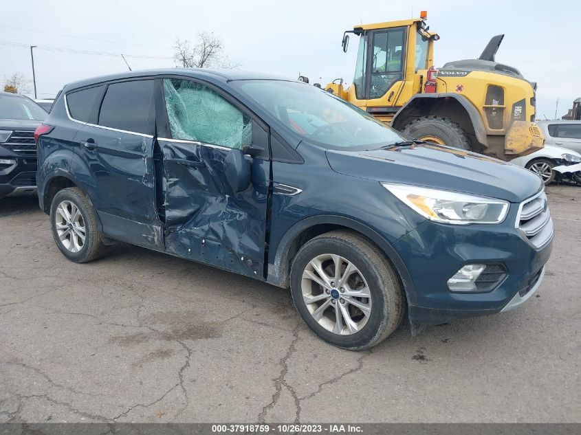 2019 FORD ESCAPE SE - 1FMCU9GD2KUC24702