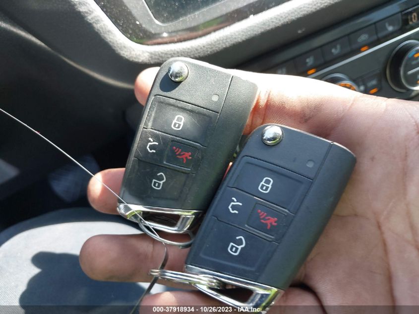 2019 VOLKSWAGEN TIGUAN SE/SEL/SEL R-LINE JET-BLA - 3VV2B7AXXKM108893