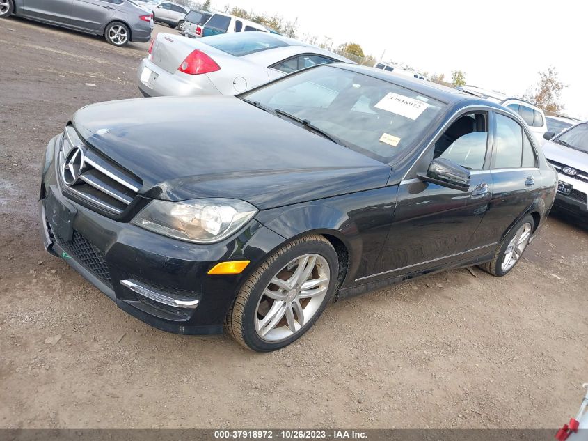 2014 MERCEDES-BENZ C-CLASS C 300 - WDDGF8AB0ER314820