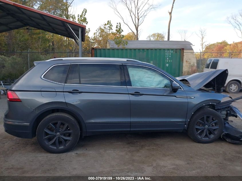 2022 VOLKSWAGEN TIGUAN SE - 3VV2B7AX2NM031506