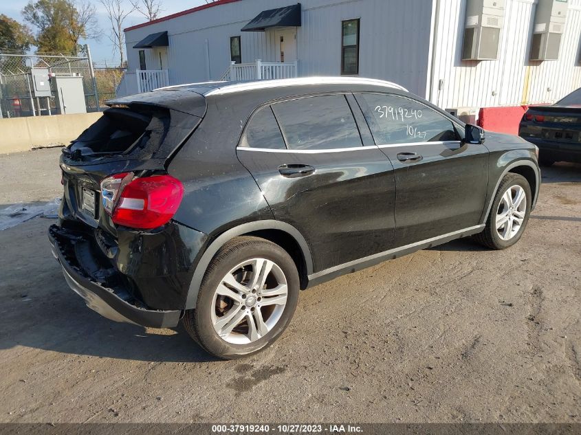 2015 MERCEDES-BENZ GLA 250 WDCTG4GB9FJ127026