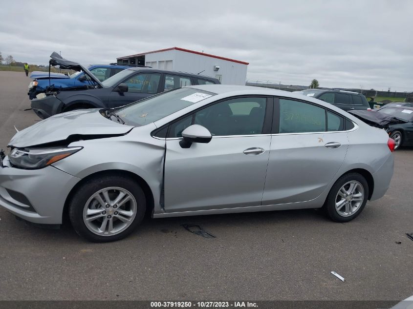 2018 CHEVROLET CRUZE LT - 1G1BE5SM6J7103349