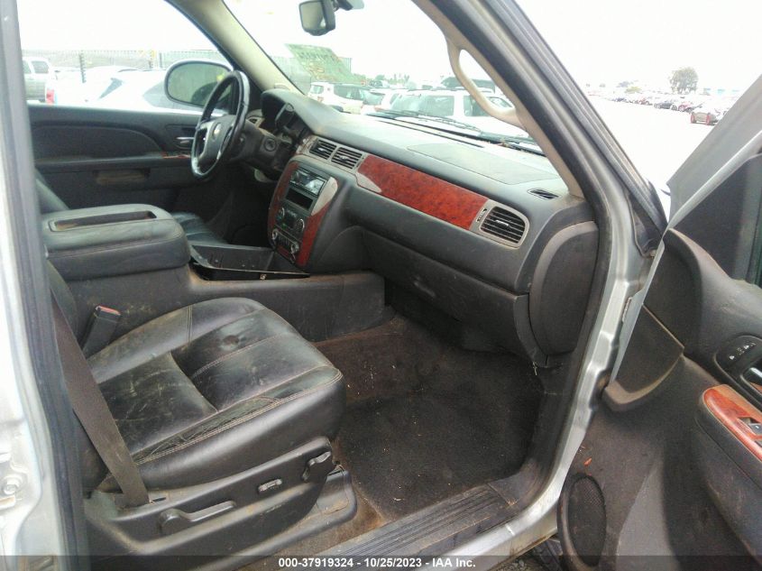 2014 CHEVROLET SUBURBAN 1500 LT 1GNSKJE79ER119920