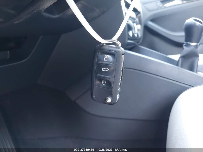 2015 VOLKSWAGEN JETTA SEDAN 1.8T SPORT 3VWB17AJ1FM223091