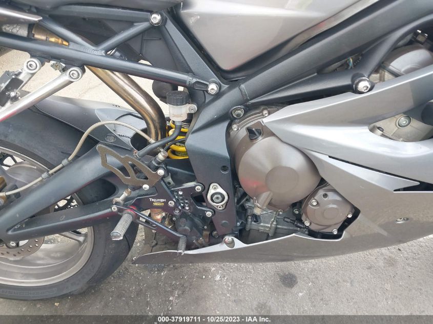 2007 TRIUMPH MOTORCYCLE DAYTONA 675 - SMTD00NS97J290613