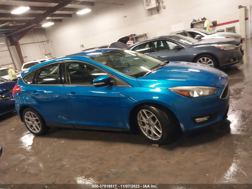 2015 FORD FOCUS SE - 1FADP3K20FL363599