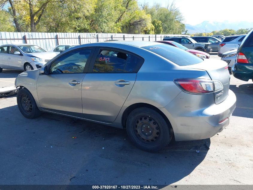 2013 MAZDA MAZDA3 I SPORT - JM1BL1U85D1714521