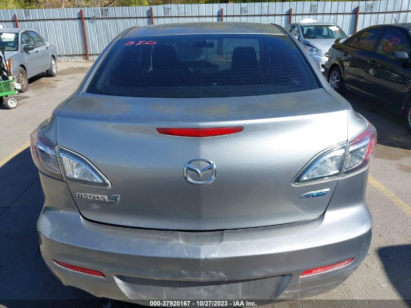 2013 MAZDA MAZDA3 I SPORT - JM1BL1U85D1714521